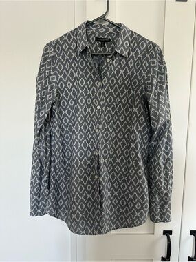 Banana Republic Blue & White Geometric Button-Down Shirt, Size Medium Tall